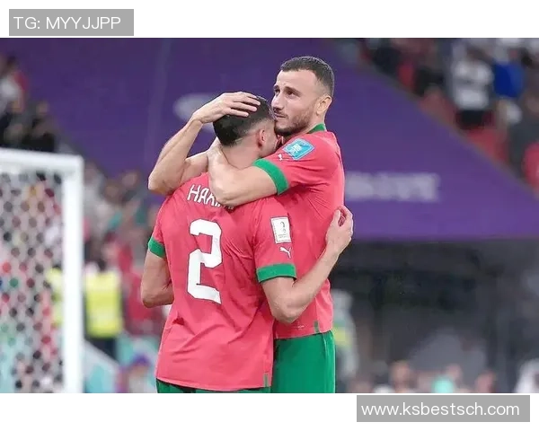 合照中的足球明星是谁揭秘他们背后的故事与成就