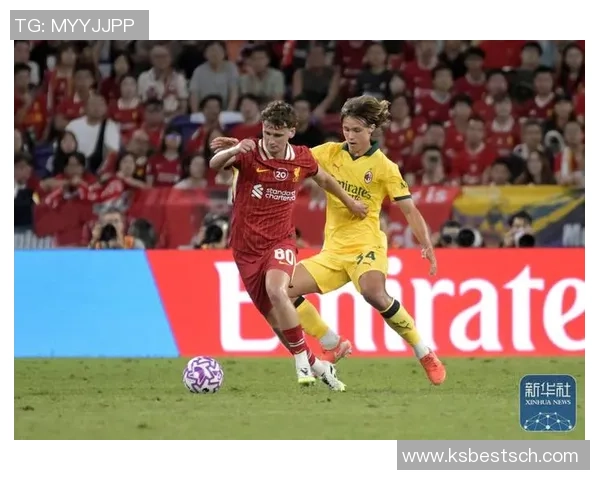 香港足球明星队携手舞龙传承传统文化展现团结精神 香港足球明星队携手舞龙传承传统文化展现团结精神